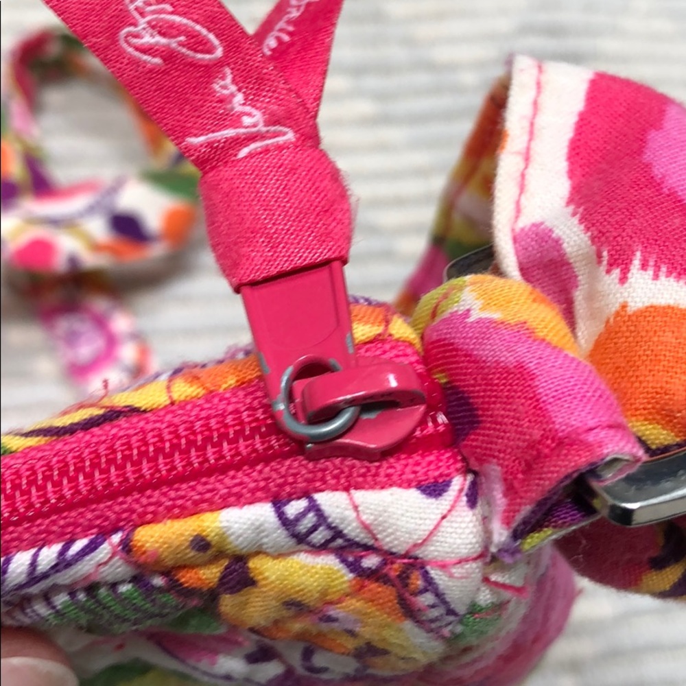 Vera Bradley saddlebag - Picture 5 of 8